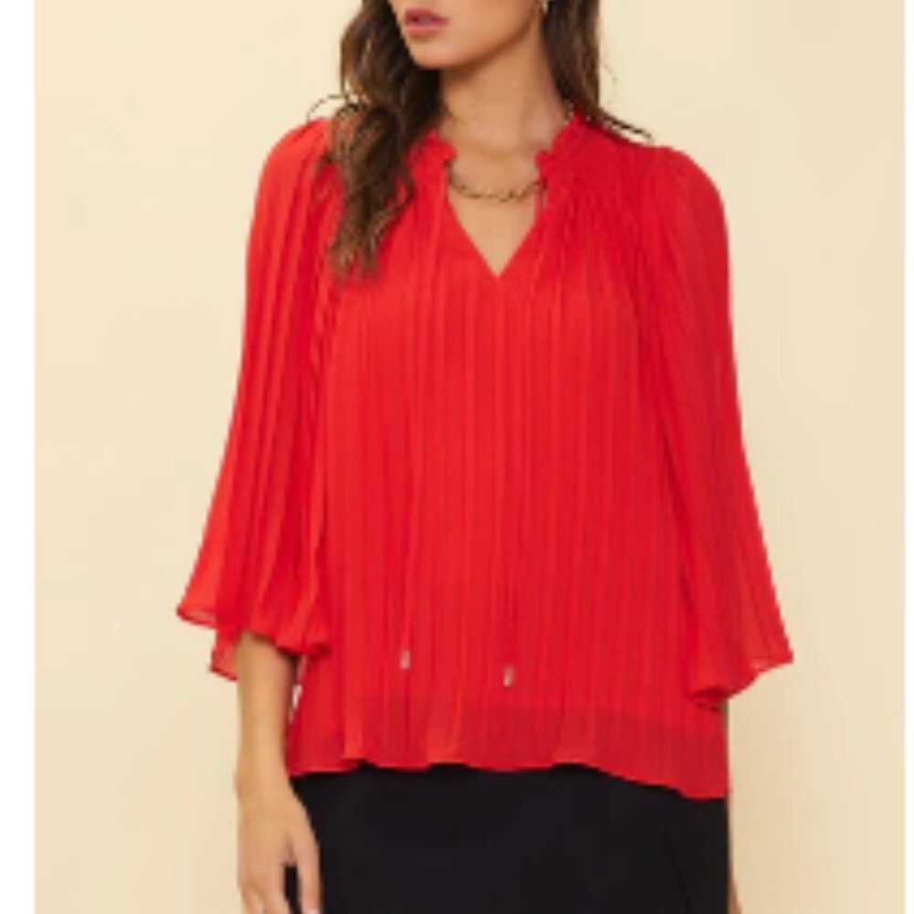 NWT Skies Are Blue Women's Pleated Flutter Blouse - Size M